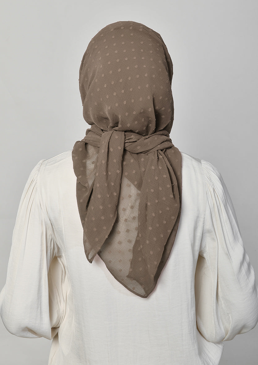 SIGNATURE Light Brown Carre