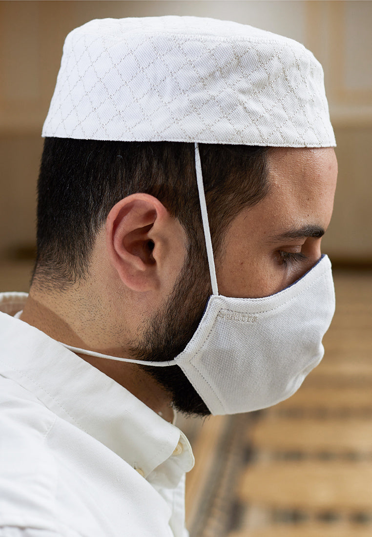 MEN PRAYER SET Casa Blanca White